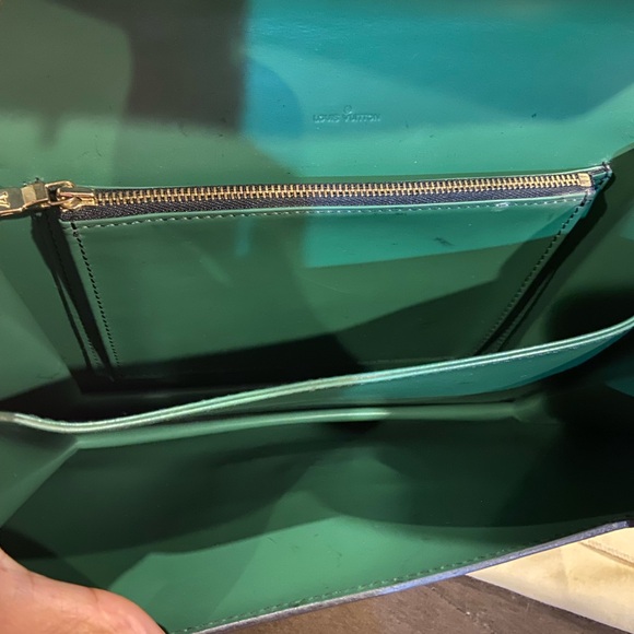 Louis Vuitton (LV) Epi leather bag - Picture 8 of 14